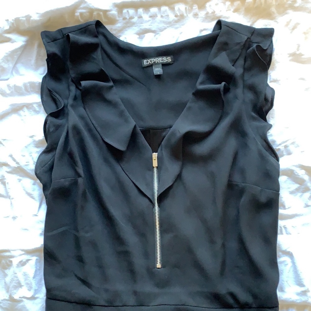 Express Romper - Picture 3 of 5